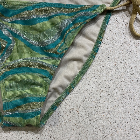 Guess Gold, Silver, & Green Bikini Bottoms, size small - Picture 5 of 12